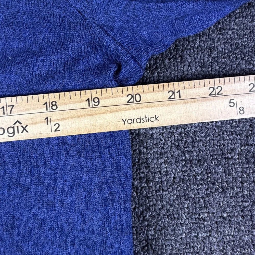 Banana Republic Wool Sweater Mens L ST MERINO VEE Blue V-Neck EUC